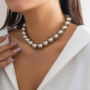 80s Retro Glam Silver Bead Choker Beaded Necklace Big Round Chunky Metal Beads